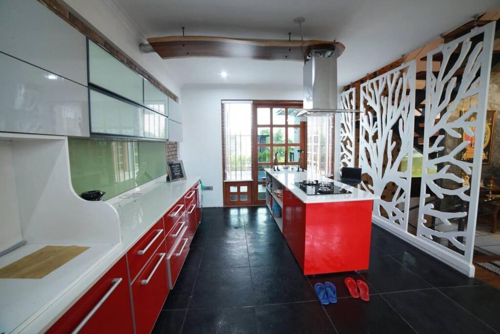 Varaa Villa Майсур Экстерьер фото