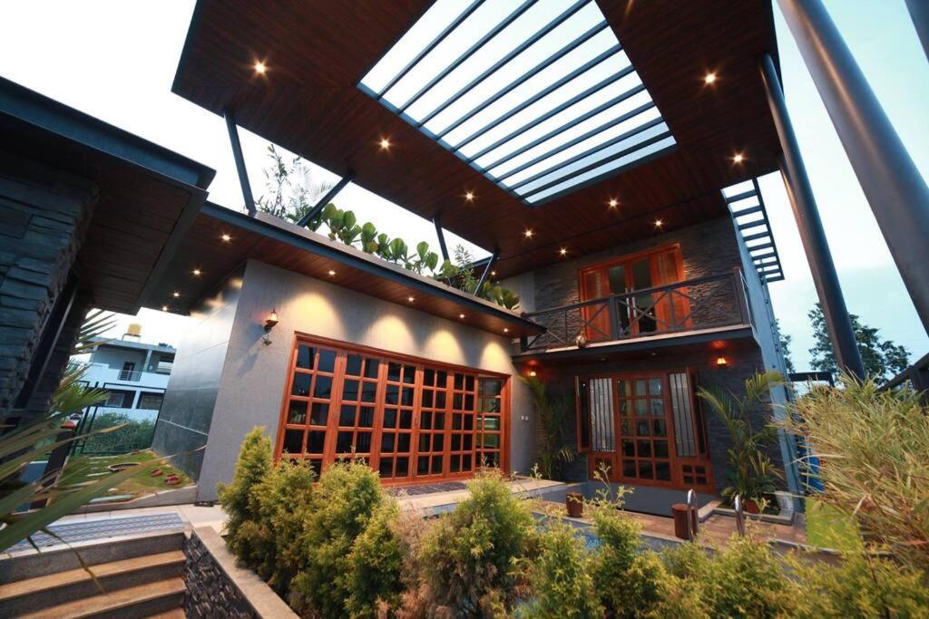 Varaa Villa Майсур Экстерьер фото